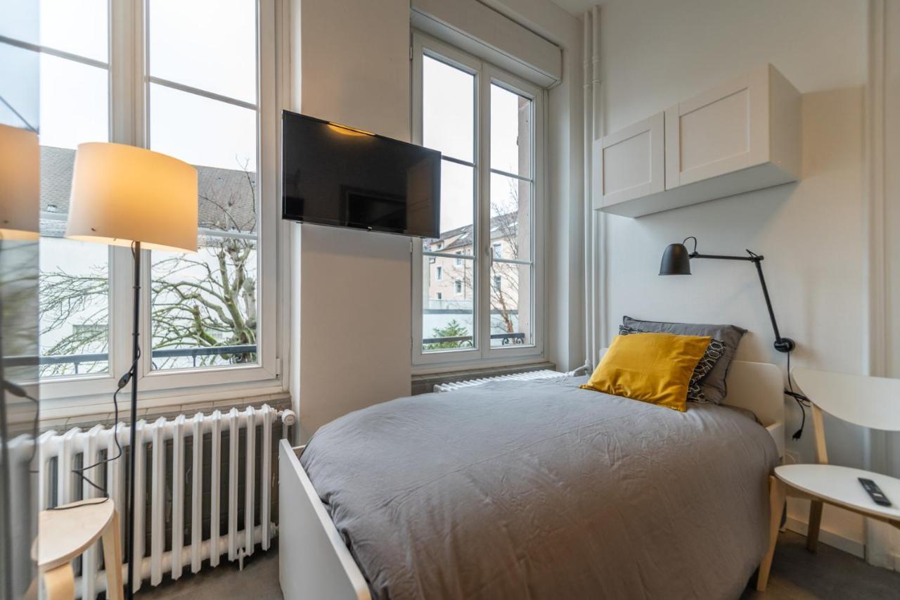 Le Schuman - Suites En Hyper Centre - Gare - Fibre - Rbnb - Mulhouse Buitenkant foto